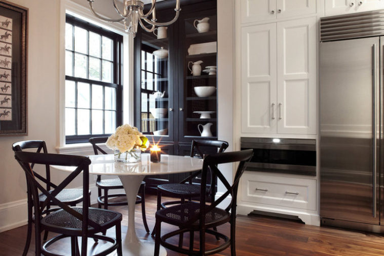Viennese chairs in the interior of the kitchen: charming photo examples