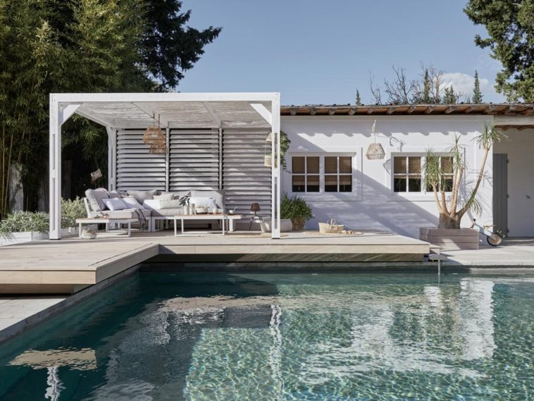 18 ideas for arranging the surroundings of your swimming pool