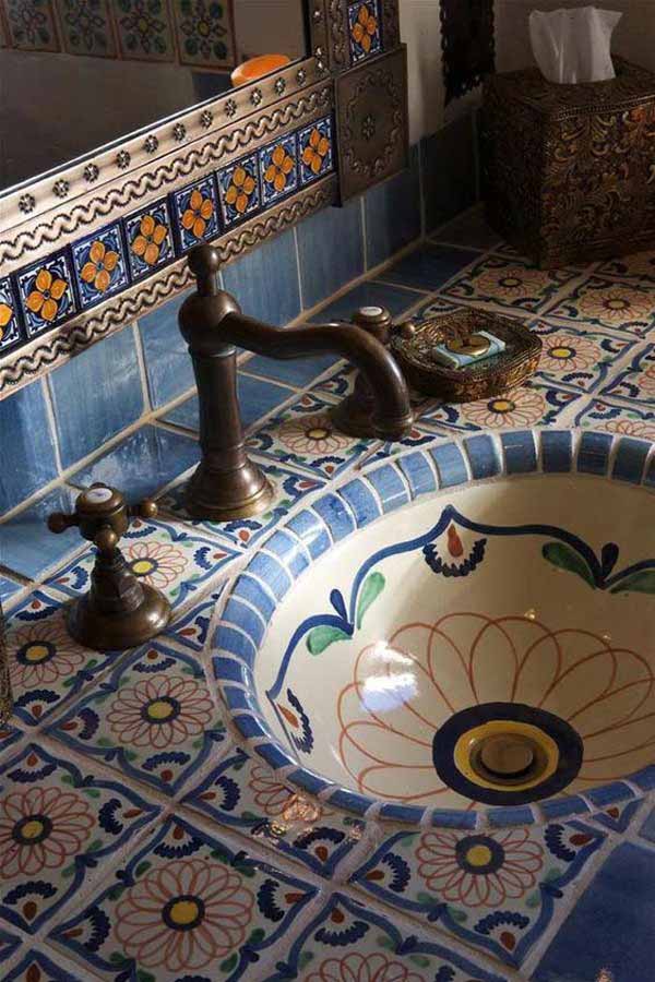 Decor Moroccan bathrooms and classic bathrooms from Riad Morocco