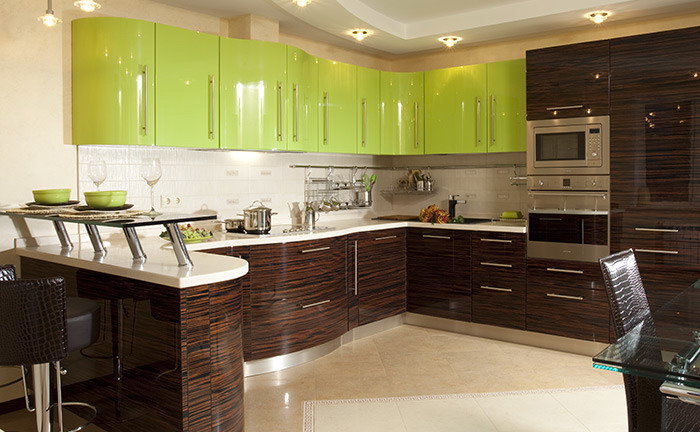 Wenge kitchen with bright cabinets