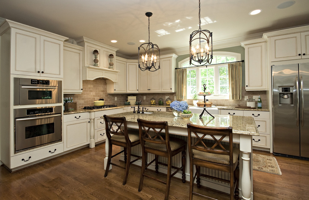 Luxurious Classic Kitchen 2 Luxury and elegance in 10 beautiful classic kitchen designs