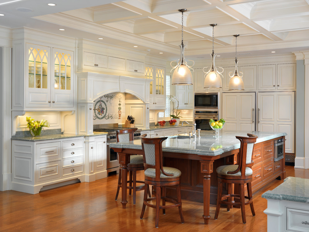 Luxurious classic kitchen 5 Luxury and elegance in 10 beautiful classic kitchen designs