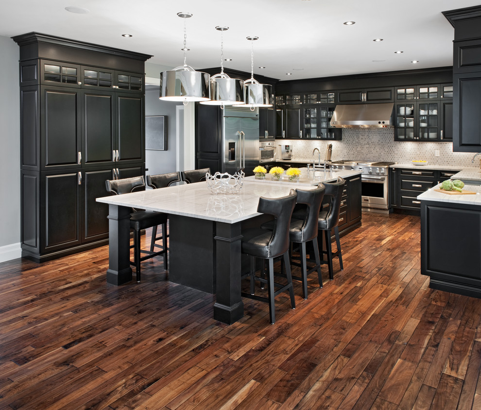 Black Kitchen 10 The elegance and splendor of black in modern and classic kitchen designs