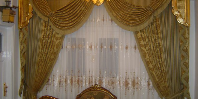Classic curtains for reception, salons and lounges