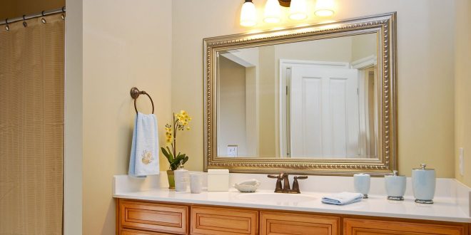 Modern bathroom mirrors with modern shapes and designs 2017