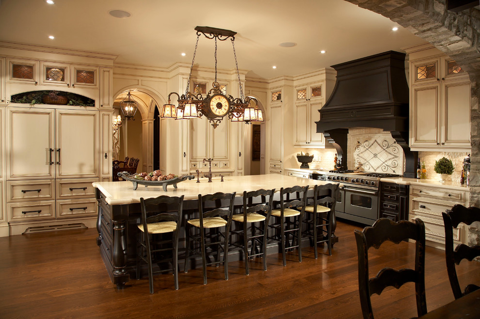 Luxurious Classic Kitchen 1 The luxury and elegance in 10 beautiful classic kitchen designs