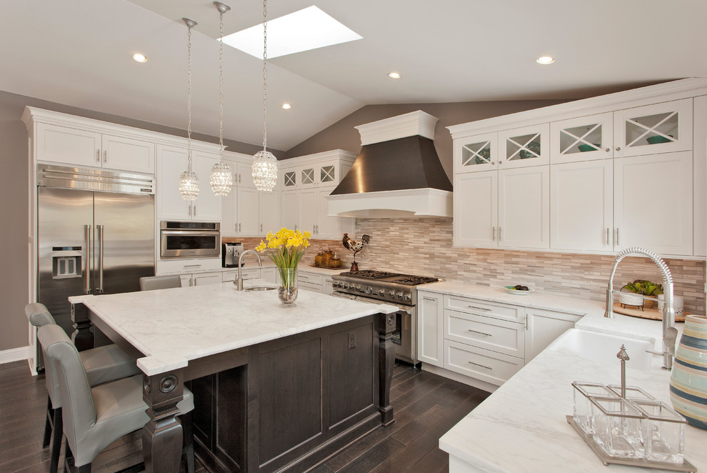 Kitchen with stone walls 8 stone walls .. A touch of luxury and distinction in the kitchen