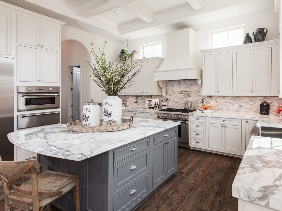 Kitchen with stone walls 7 stone walls .. A touch of luxury and distinction in the kitchen