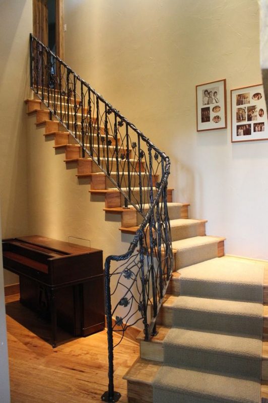 Elite Iron Stair Railing (1)