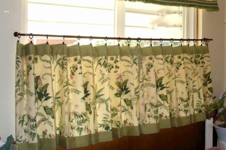 Modern kitchen curtains