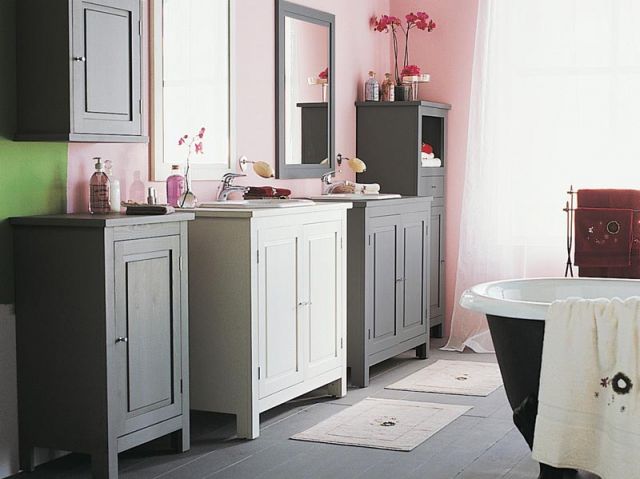 10 charming bathrooms